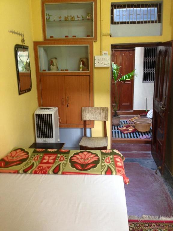 Paradise Inn Guest House Varanasi Habitación foto